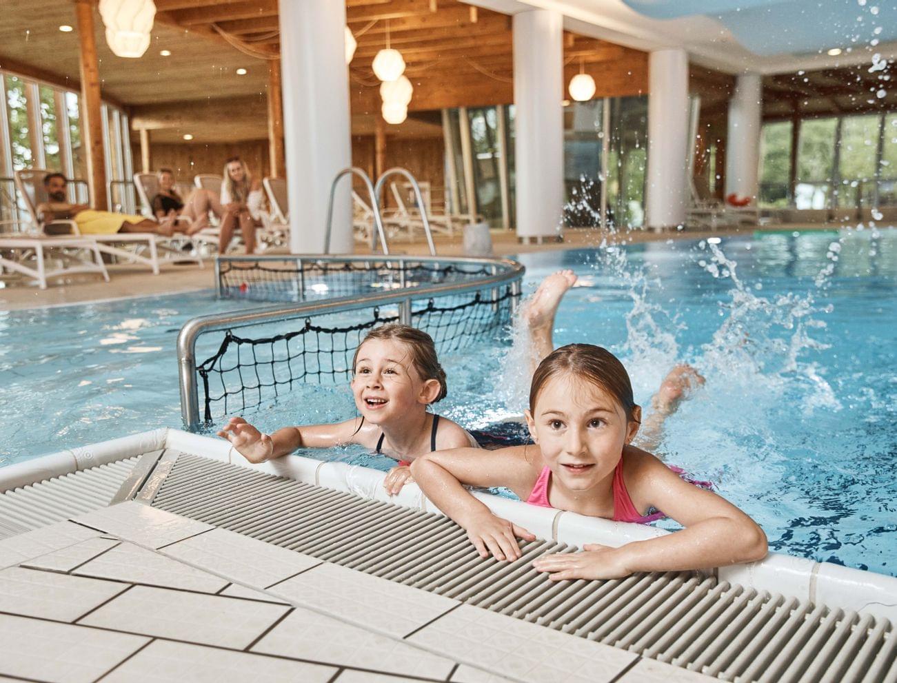 Indoor pool Hotel Karnerhof